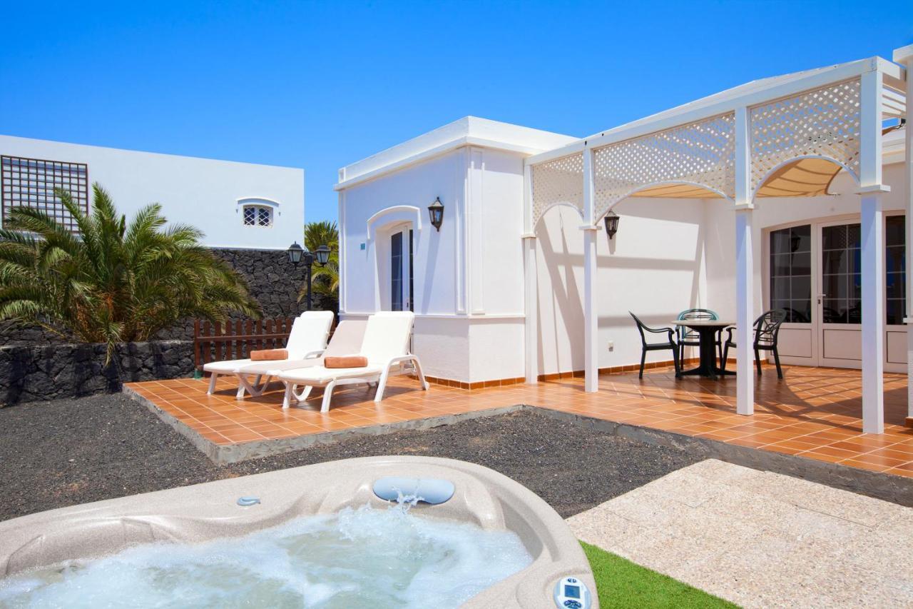 Bungalows Coloradamar Playa Blanca  Bagian luar foto