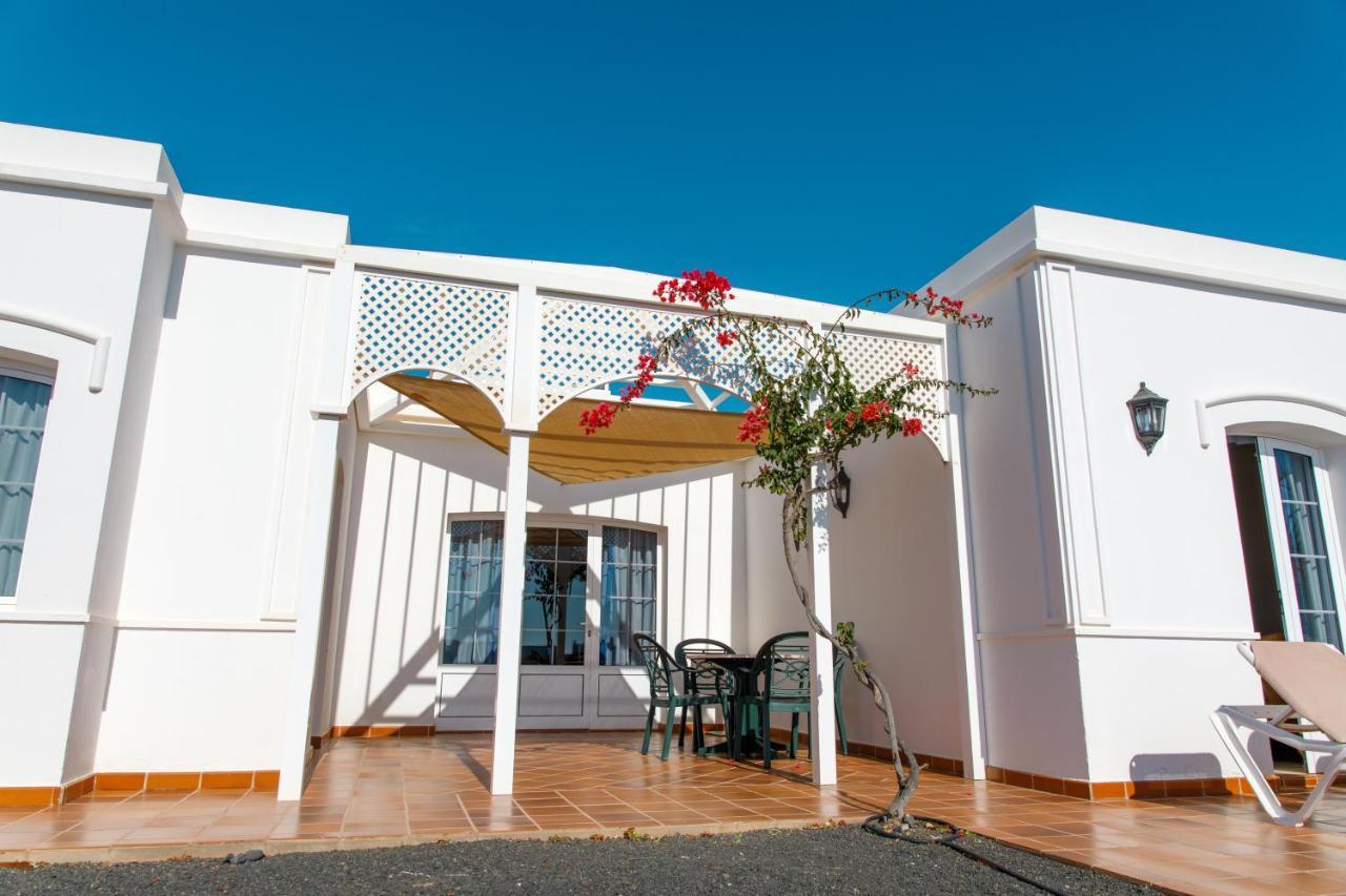 Bungalows Coloradamar Playa Blanca  Bagian luar foto
