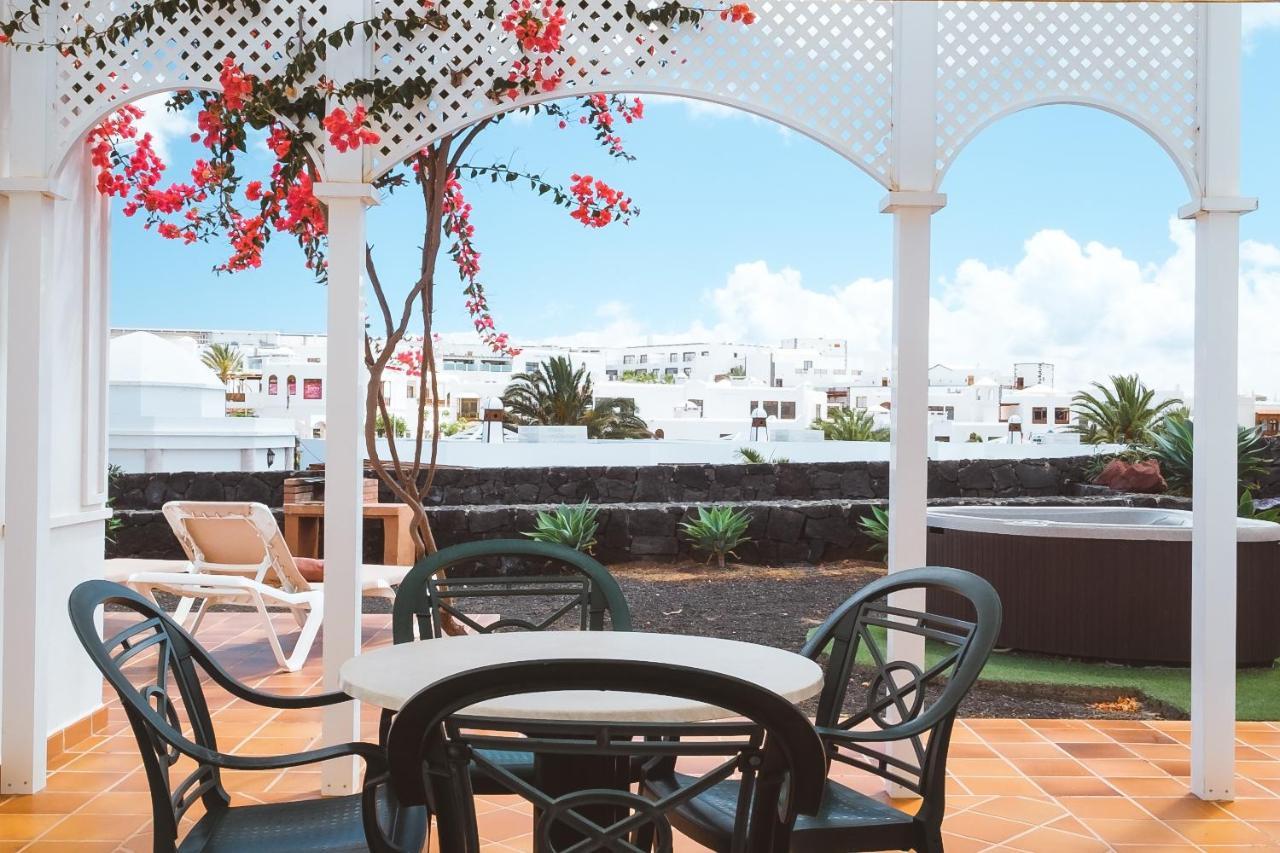 Bungalows Coloradamar Playa Blanca  Bagian luar foto