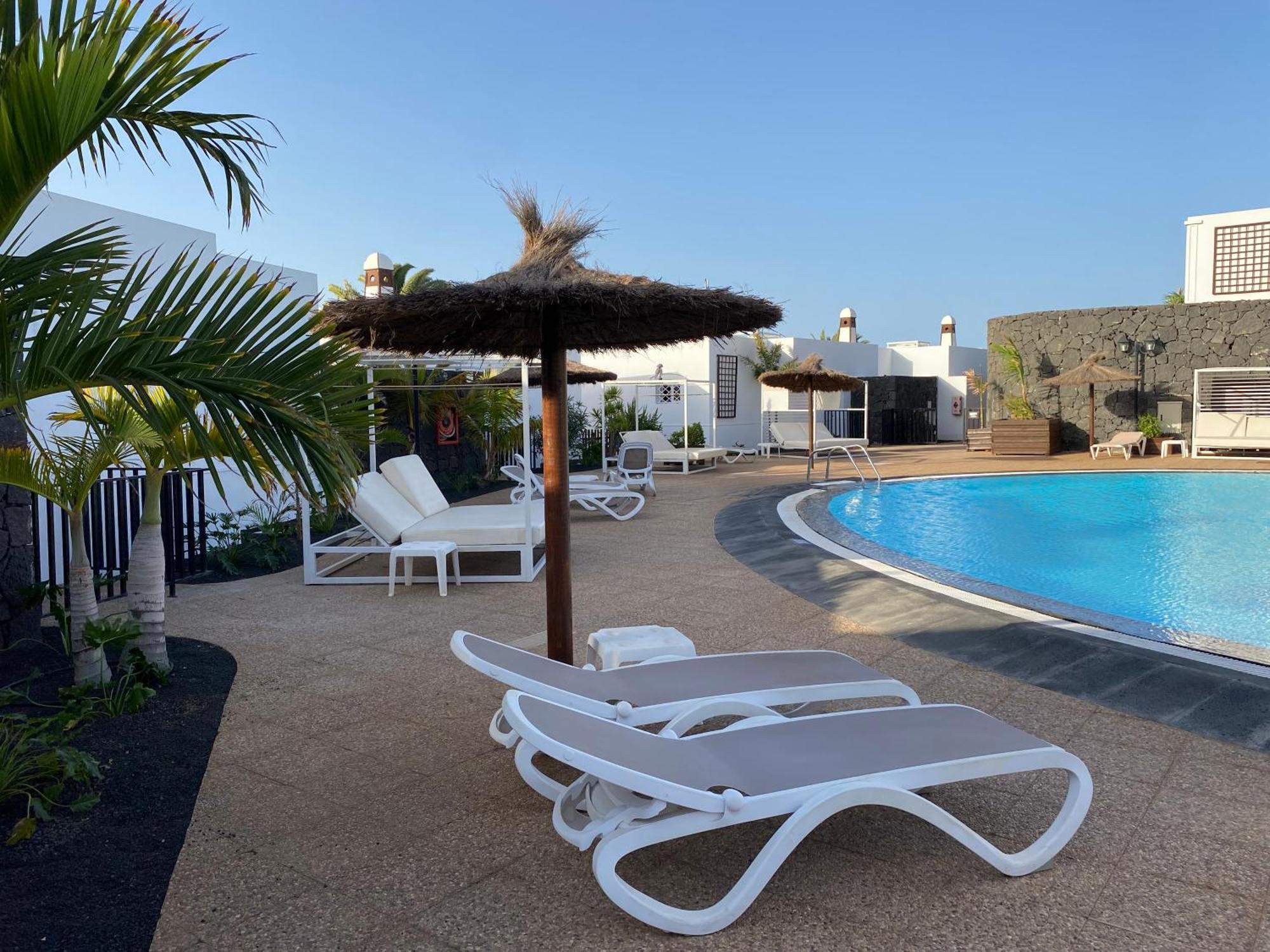 Bungalows Coloradamar Playa Blanca  Bagian luar foto