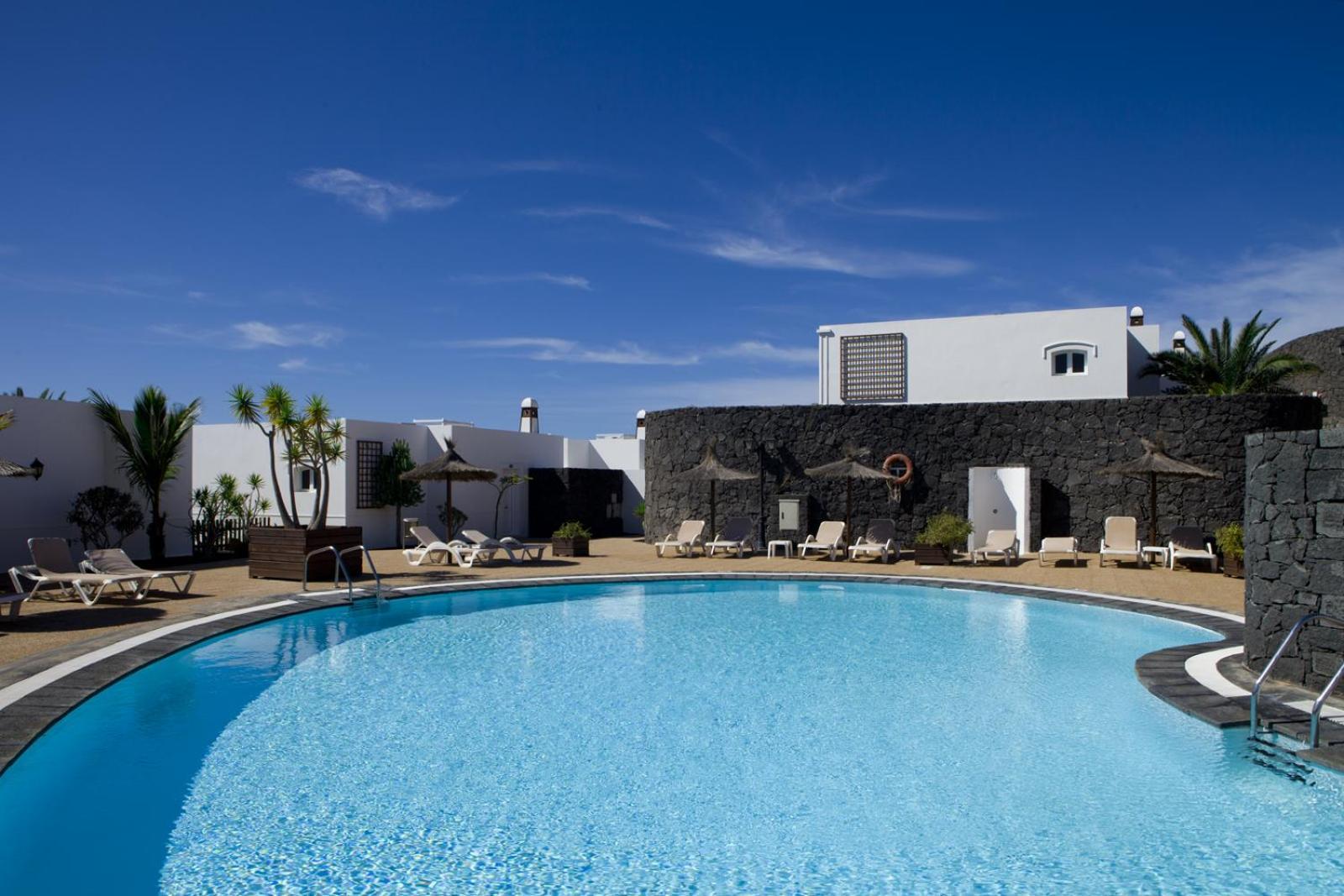 Bungalows Coloradamar Playa Blanca  Bagian luar foto