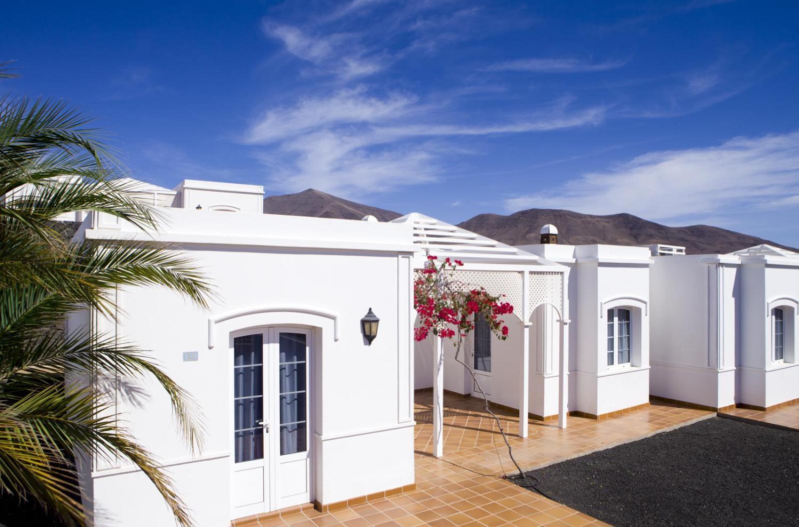 Bungalows Coloradamar Playa Blanca  Bagian luar foto