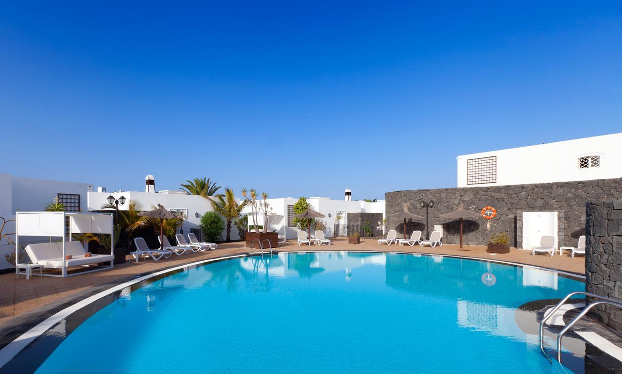Bungalows Coloradamar Playa Blanca  Bagian luar foto